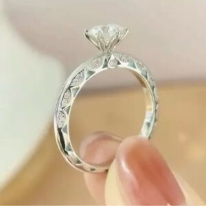 Certified 1 Carat Moissanite Solitaire Engagement Ring - Beautiful!!